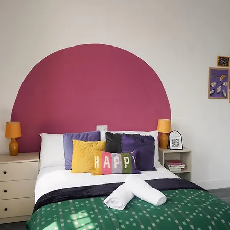 Bright And Spacious In Apartment Birmingham